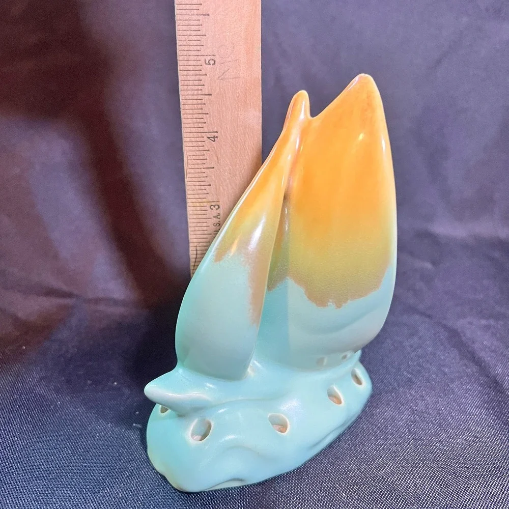 Haldeman Caliente #72 Sailboat Flower Frog California  Turquoise Sunset Glaze‎